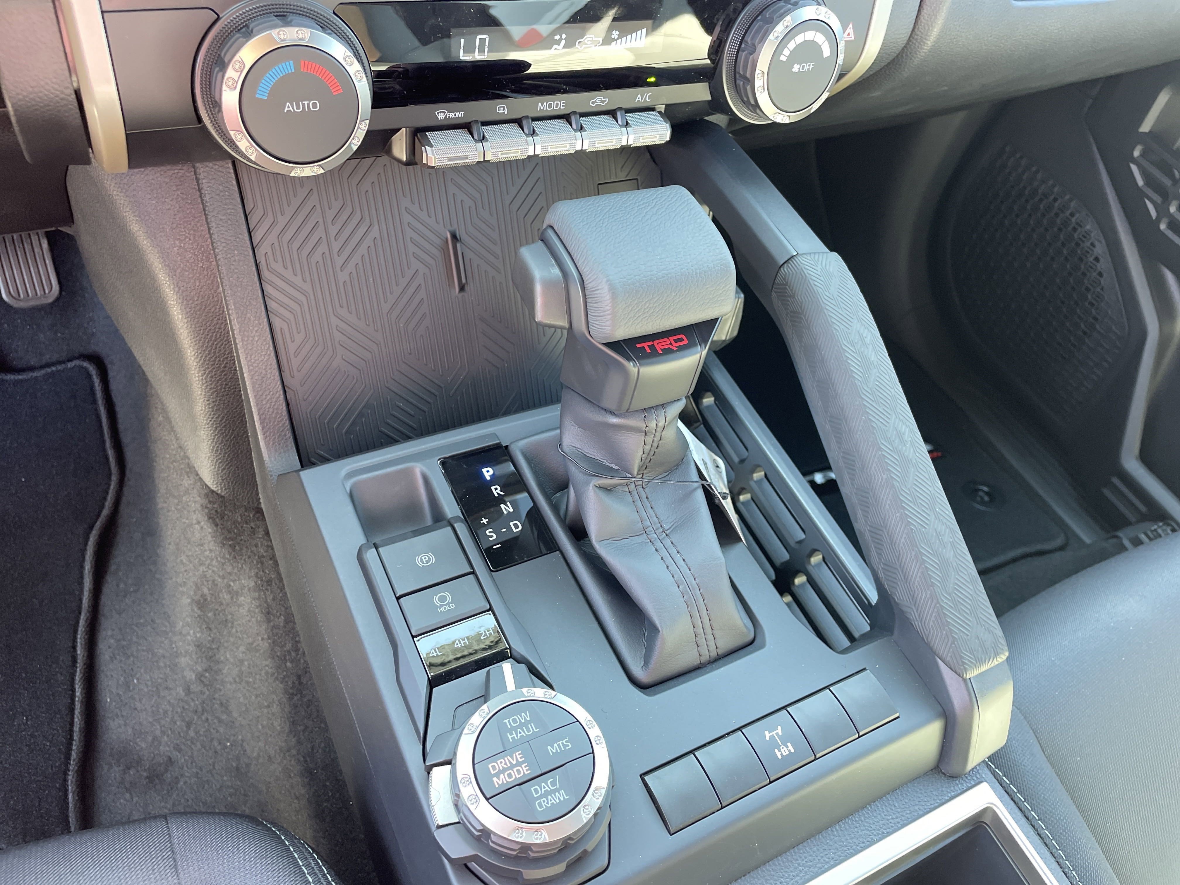 2025 Toyota Tacoma TRD Off Road - Photo 9