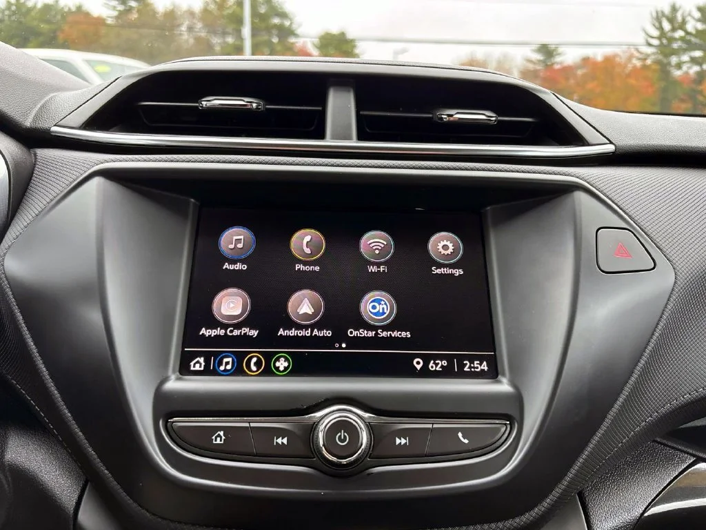 Used 2022 Black Metallic Chevrolet LT image 26