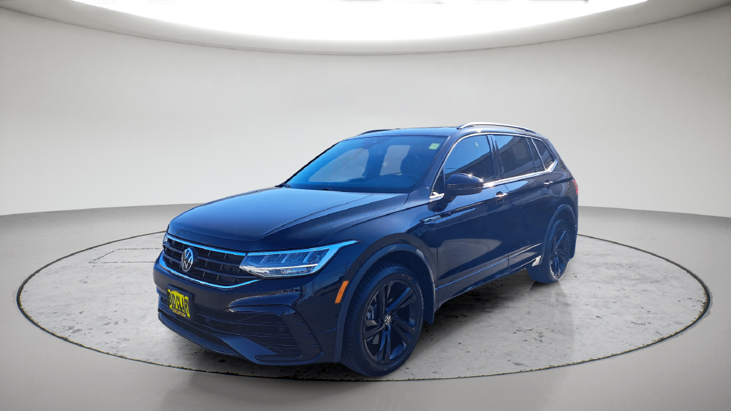 2023 Volkswagen Tiguan SE R-LINE BLACK