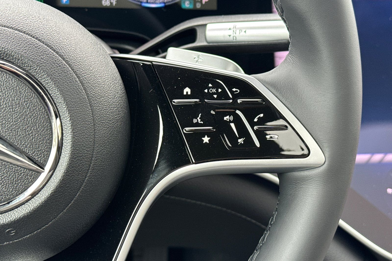 New 2026 Black Mercedes-Benz 400 image 30