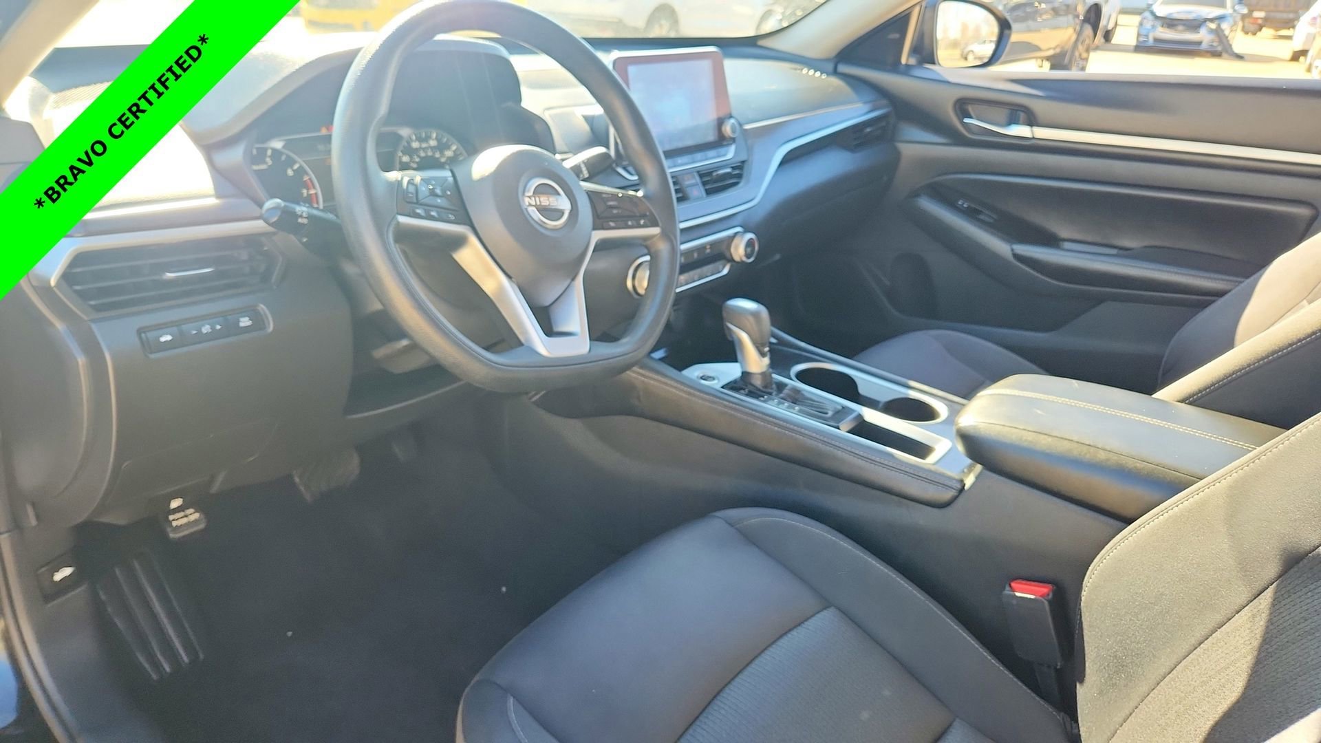 2023 Nissan Altima SV - Photo 13