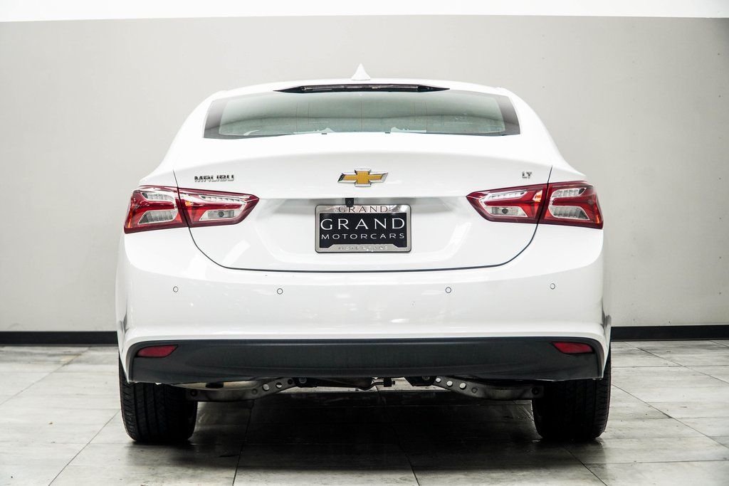 Used 2024 White Chevrolet LT image 11