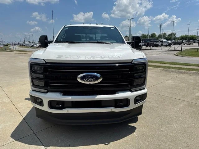 New 2026 Star White Metallic Tri-Coat Ford F-350® Platinum® image 12