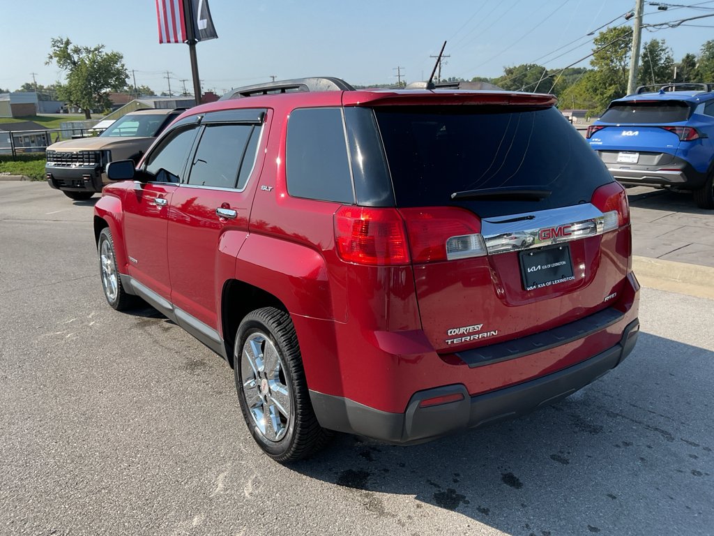 Used 2015 Crystal Red Tintcoat GMC SLT image 8