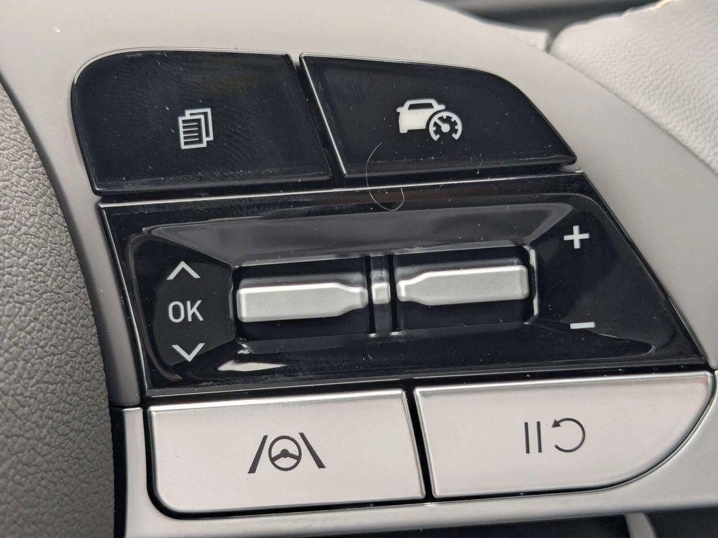 New 2026 White Hyundai SEL Sport image 24