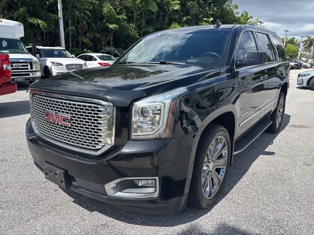 Used 2016 Onyx Black GMC Denali image 5