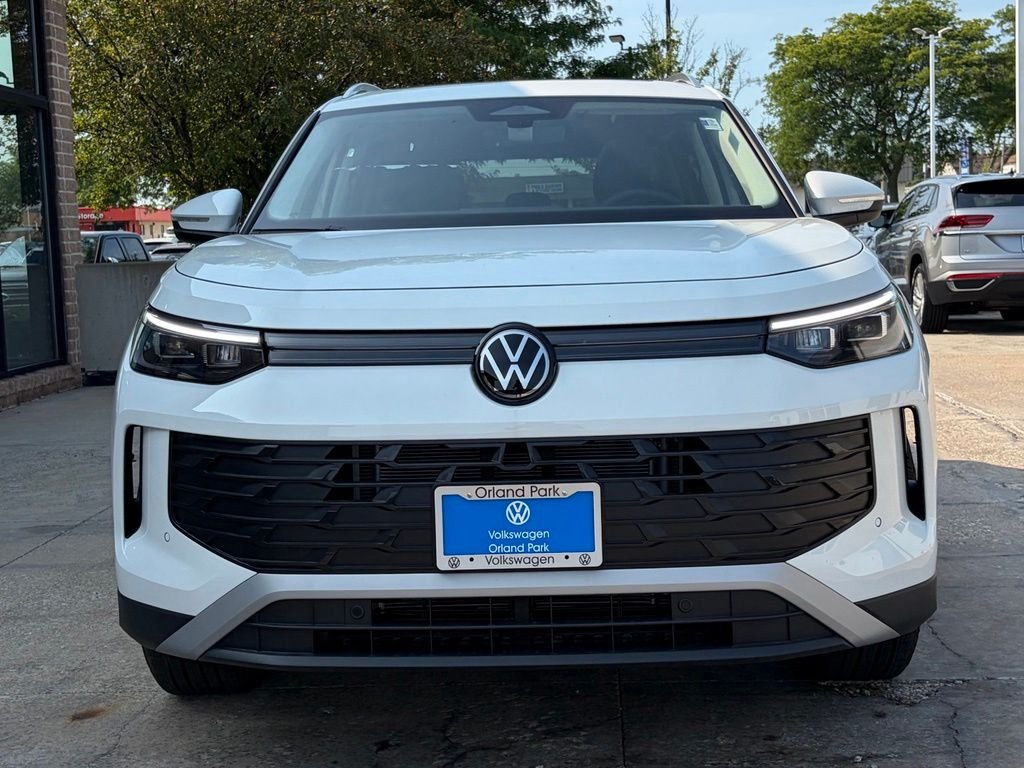 New 2026 Pure White Volkswagen 2.0T SE image 5