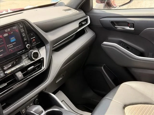 Used 2022 Red Toyota XSE image 17