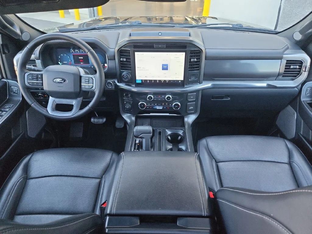 Used 2025 Blue Ford Lariat image 27