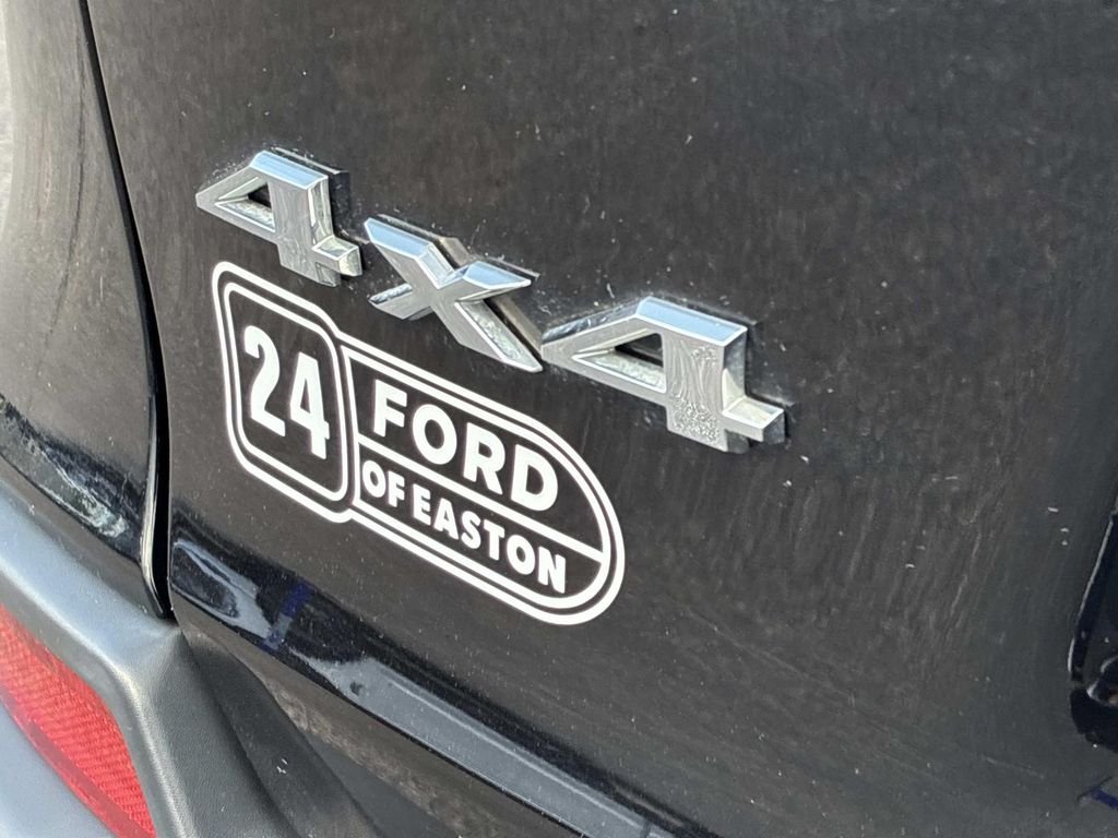 Used 2019 Black Jeep Latitude Plus image 12