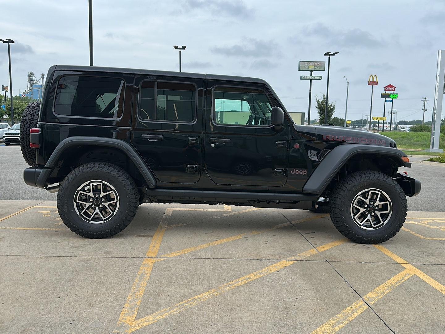 New 2026 Black Clearcoat Jeep Rubicon image 4