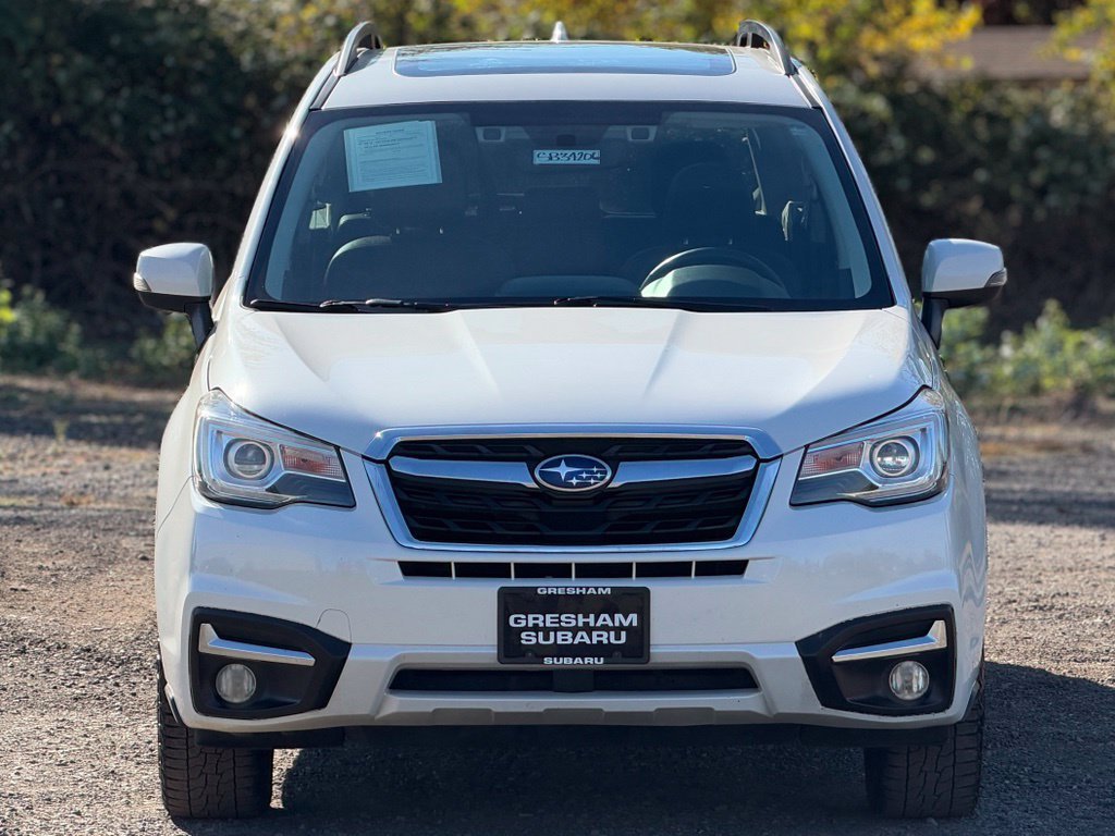 Used 2018 Crystal White Pearl Subaru 2.5i Touring image 2