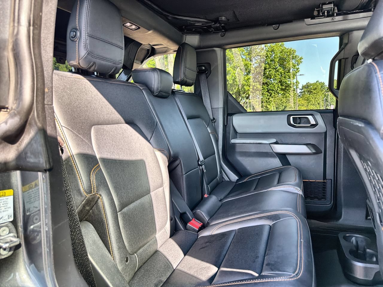 Used 2023 Gray Ford Badlands image 22