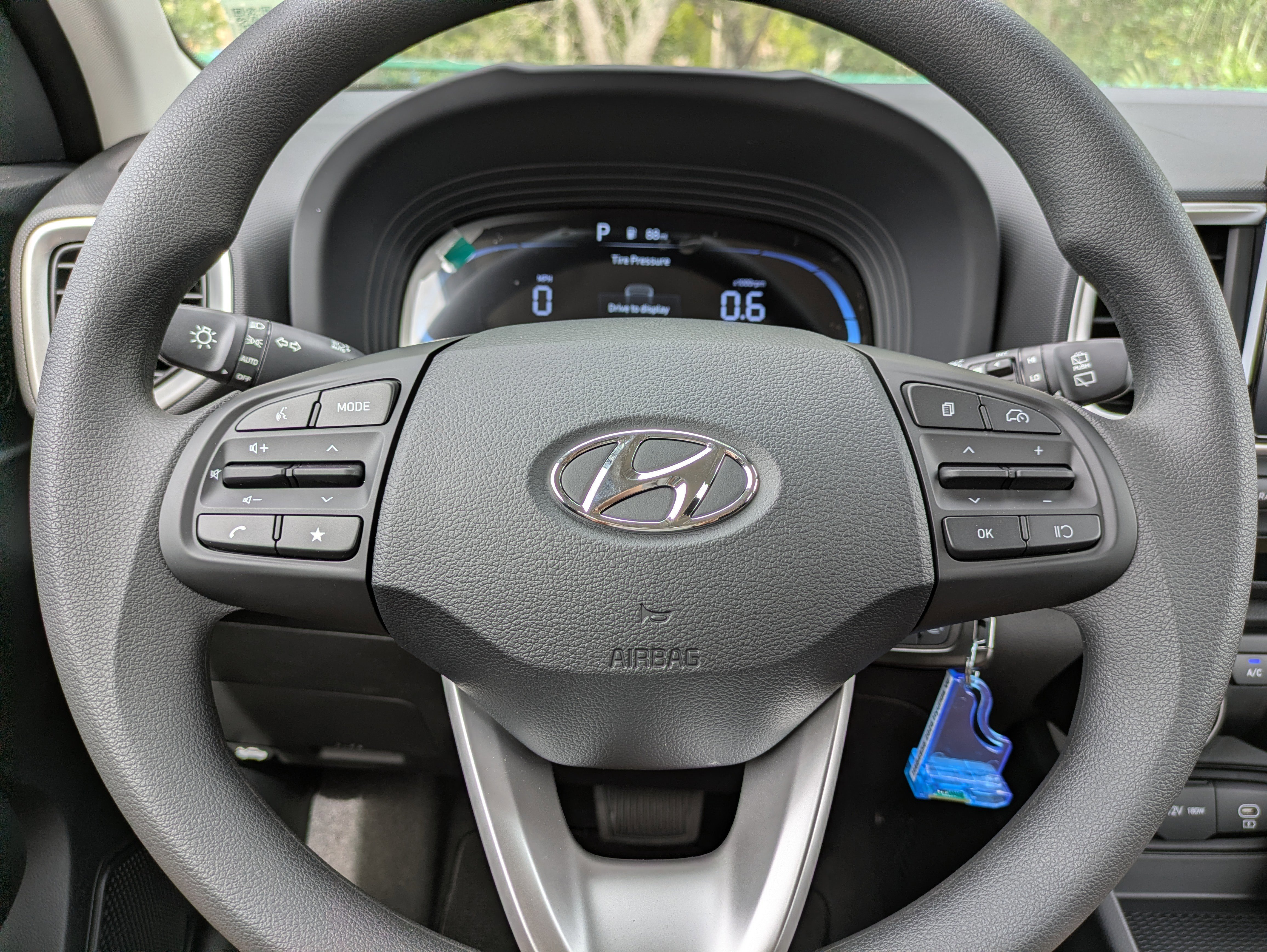 New 2026 Shimmering Silver Hyundai SE image 44