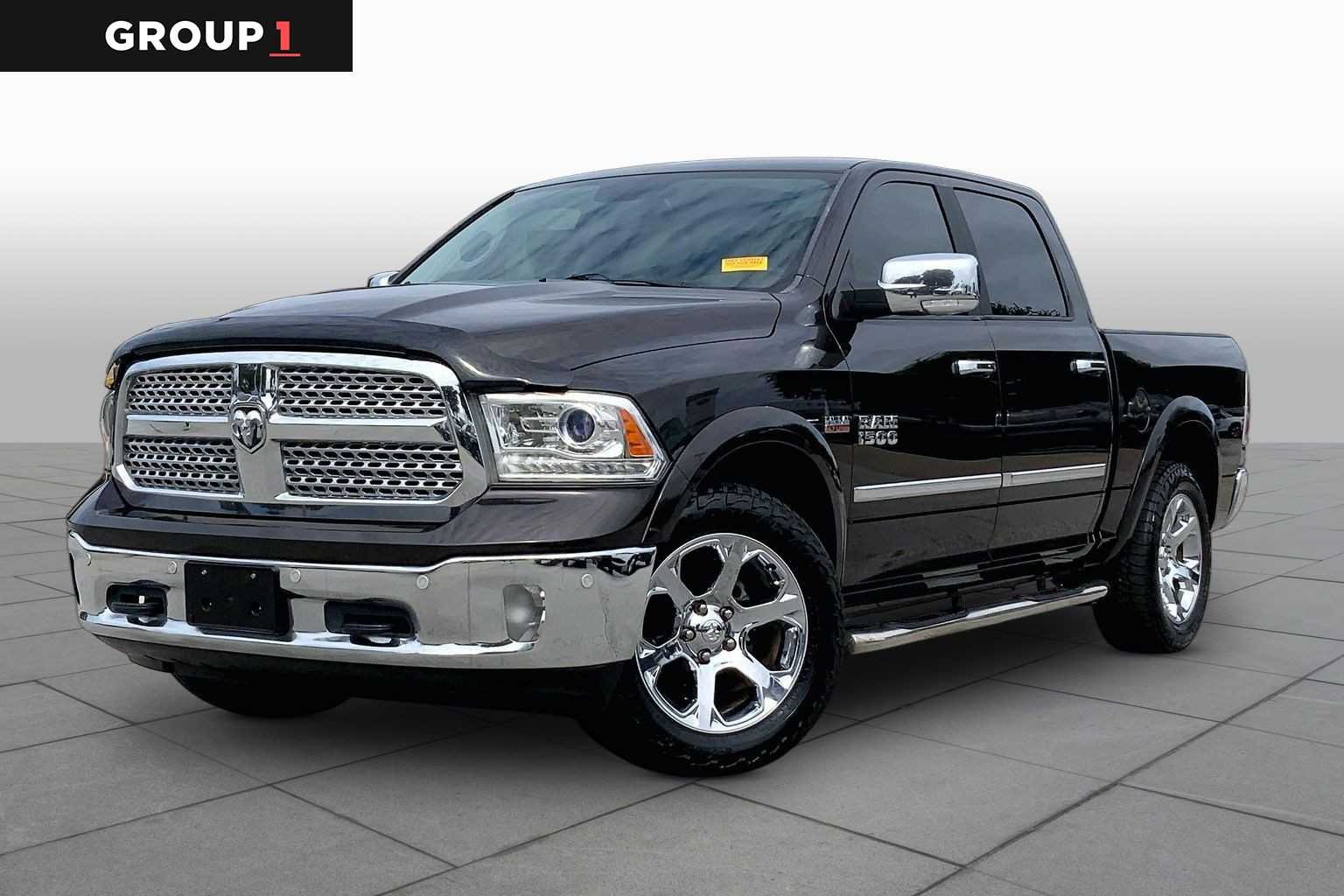 2017 RAM 1500 Laramie 4x4 Crew Cab 5'7's photo