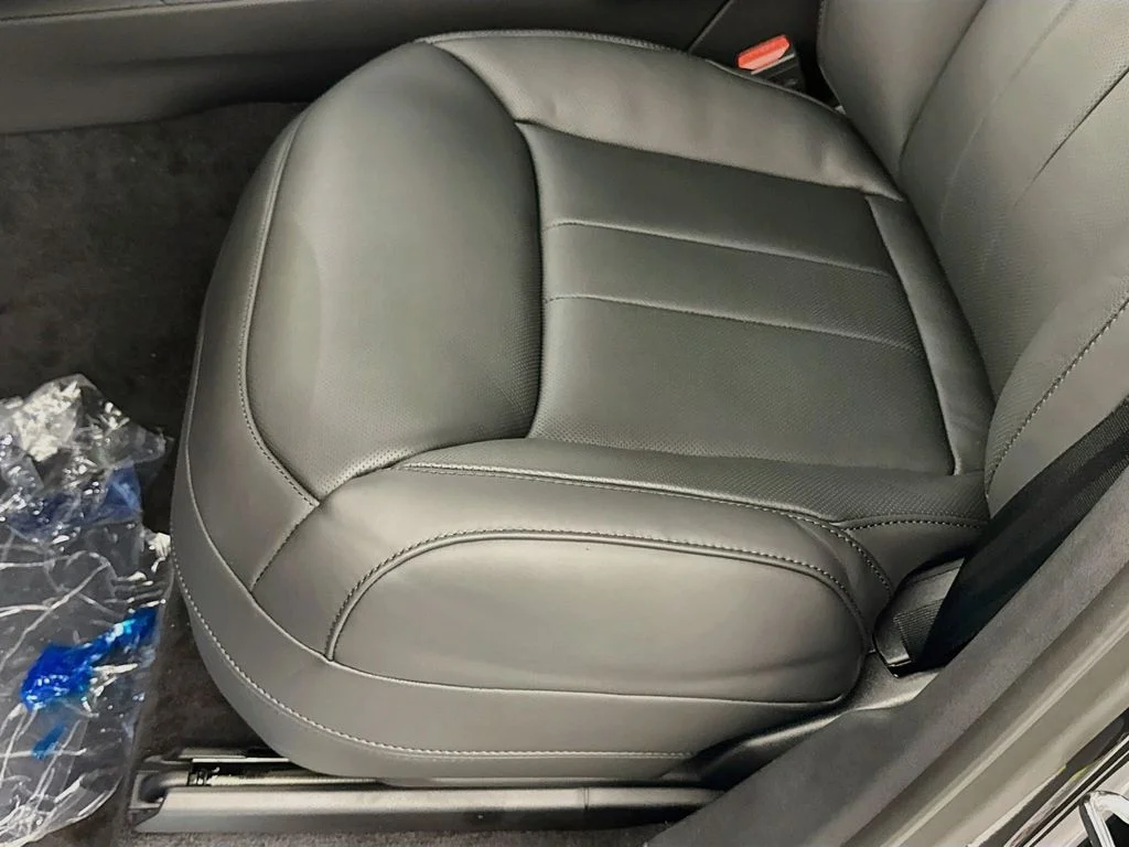 New 2026 Carpathian Grey Land Rover Dynamic SE image 20