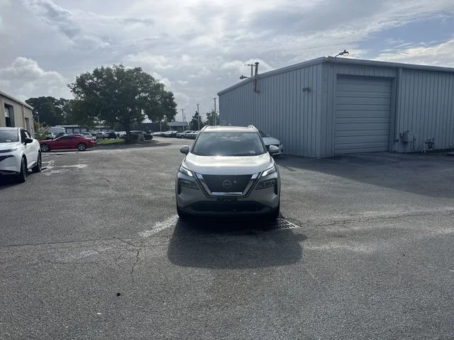 Used 2023 Silver Nissan SV image 2