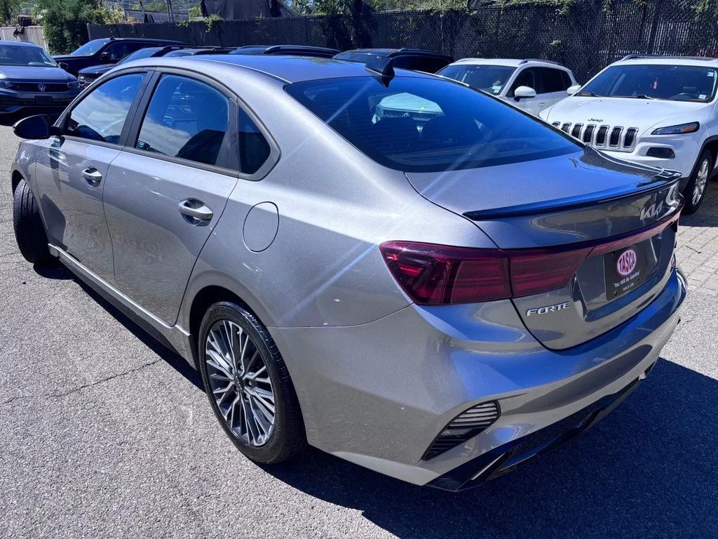 Used 2023 Gray Kia GT-Line image 4