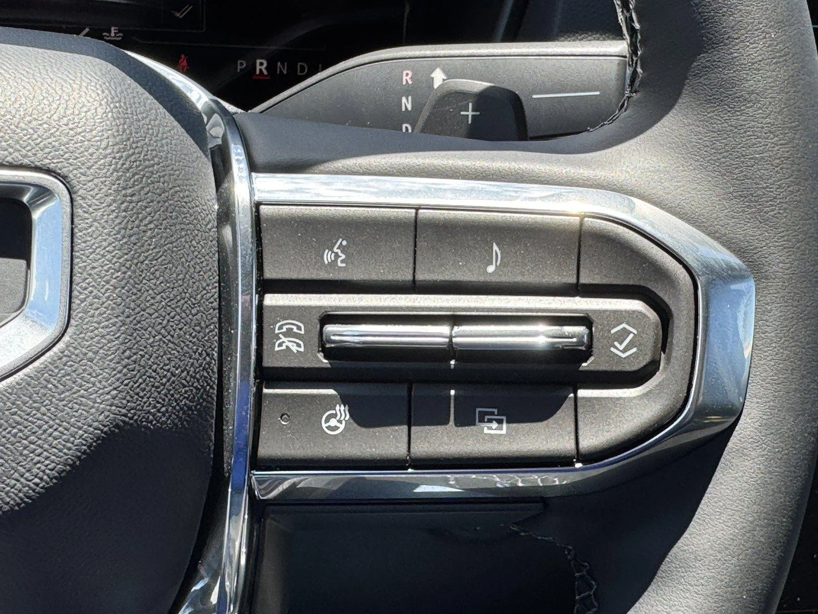 New 2026 Sterling Metallic GMC Elevation image 20
