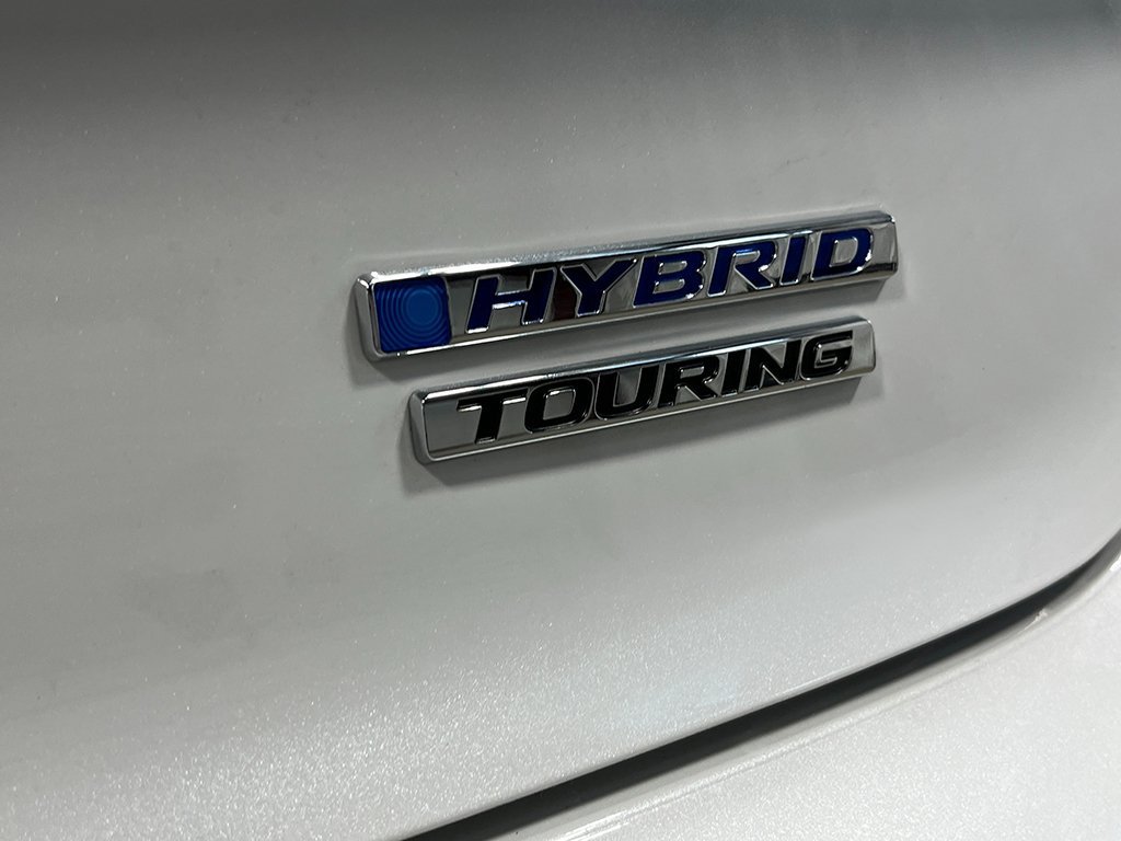 New 2026 Platinum White Pearl Honda Touring image 10
