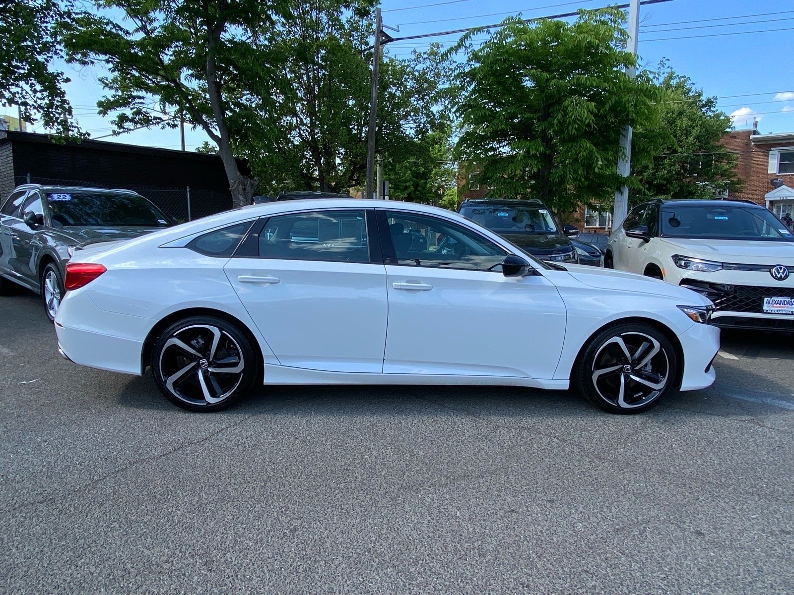 Used 2022 White Honda Sport Special Edition image 2