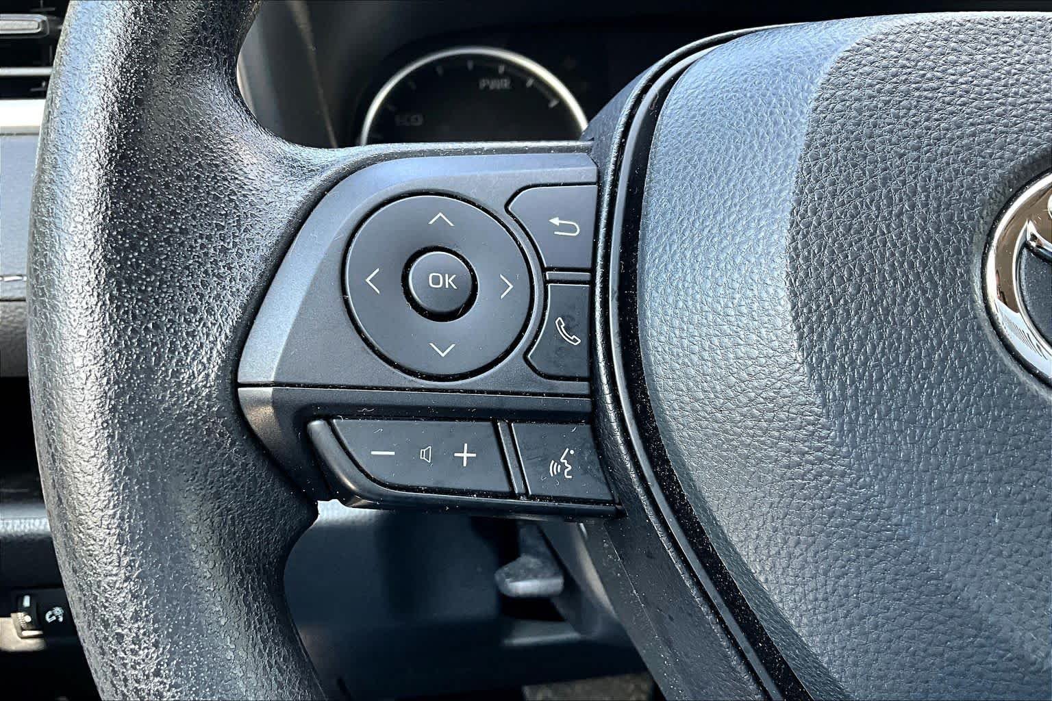 2022 Toyota RAV4 XLE - Photo 42
