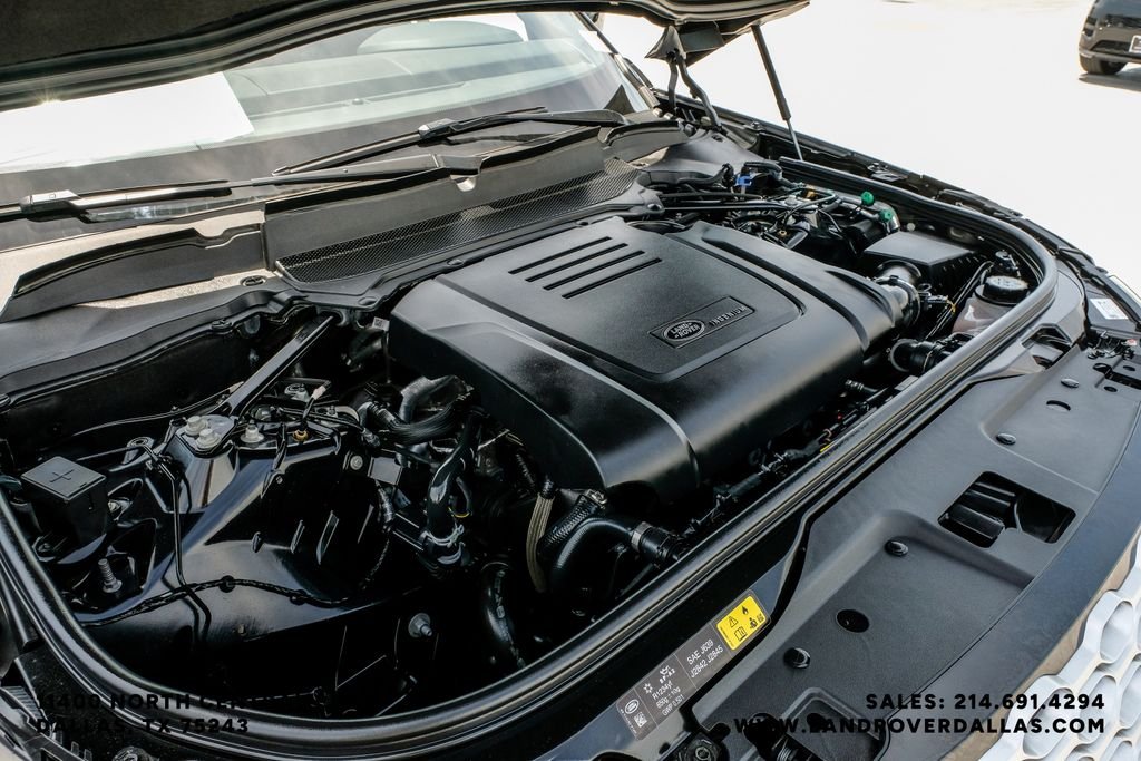 Used 2025 Black Land Rover S image 65