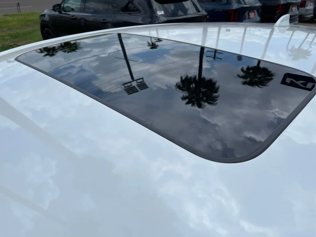 Used 2024  Honda EX-L image 24
