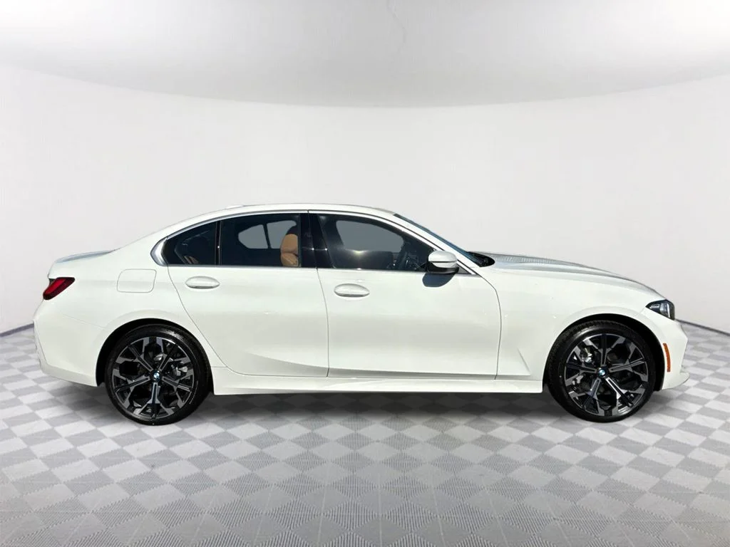 New 2026 White BMW 330i image 3