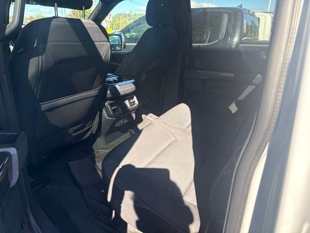 Used 2023 Avalanche Ford XLT image 7