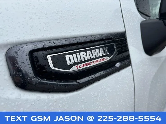 Used 2024 White GMC AT4 image 13
