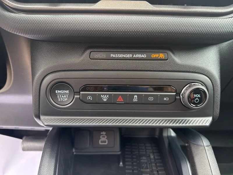 New 2025 Desert Sand Ford Big Bend® image 37