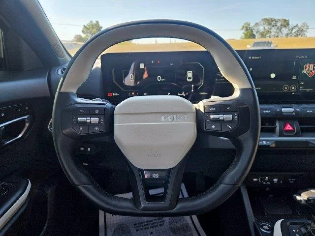 Used 2025 Gray Kia GT-Line image 14