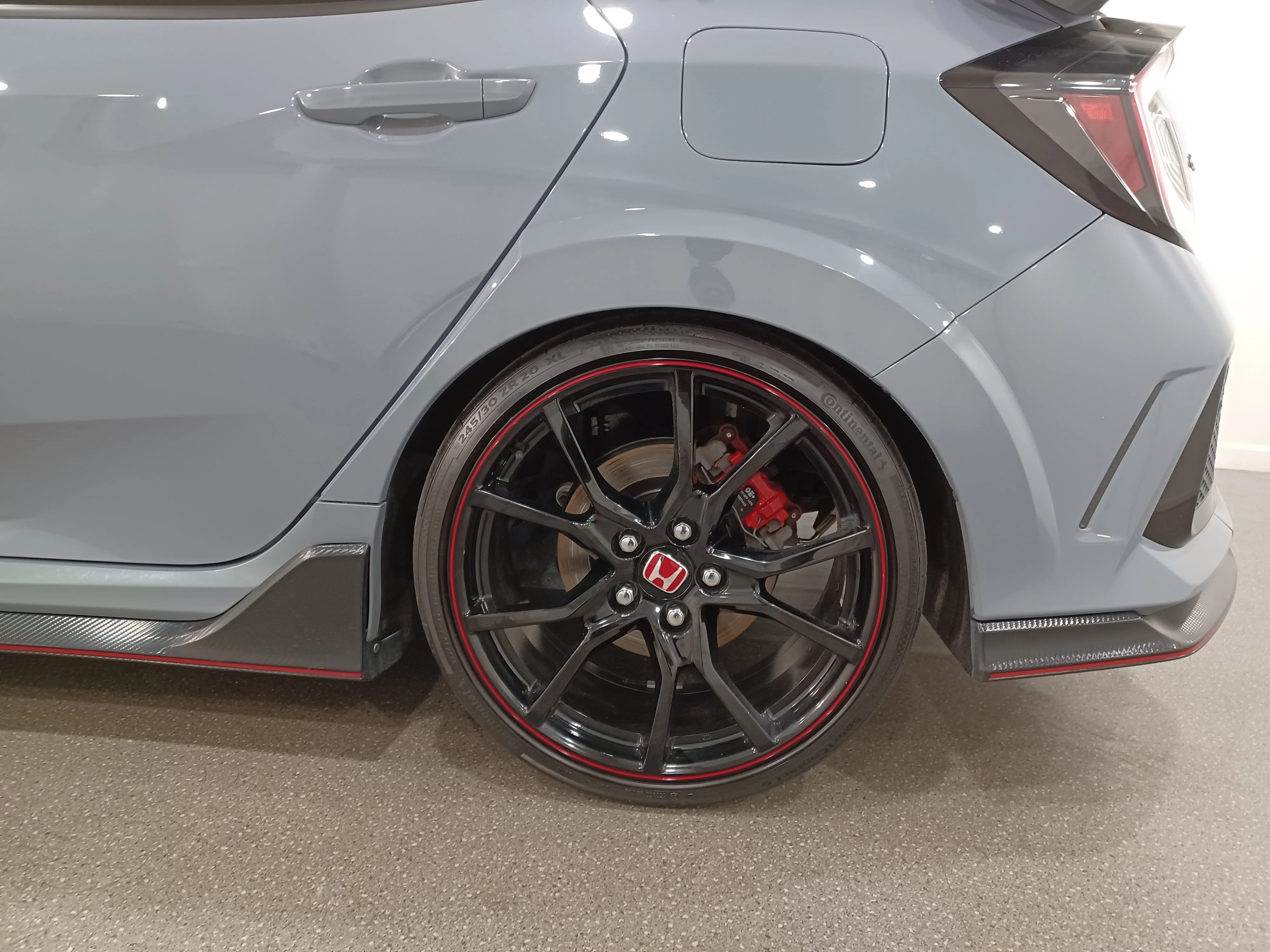 Used 2019 Sonic Grey Pearl Honda Manual*306HP!! | 6spd Manual | Sonic Grey Pearl | Red Alcantara Seats | Nav | Park Assist | CarPlay image 20