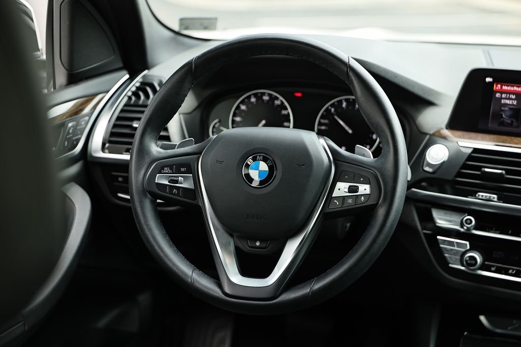 Used 2020 Alpine White BMW xDrive30i image 27