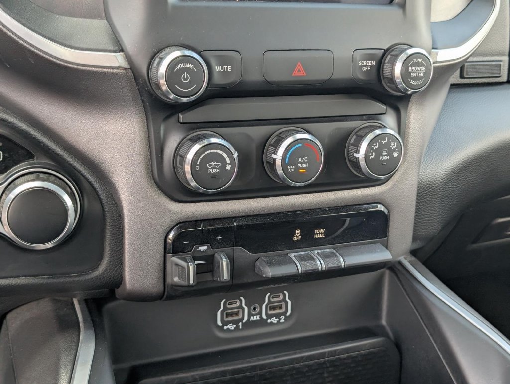 Used 2019 Silver Ram Big Horn image 23