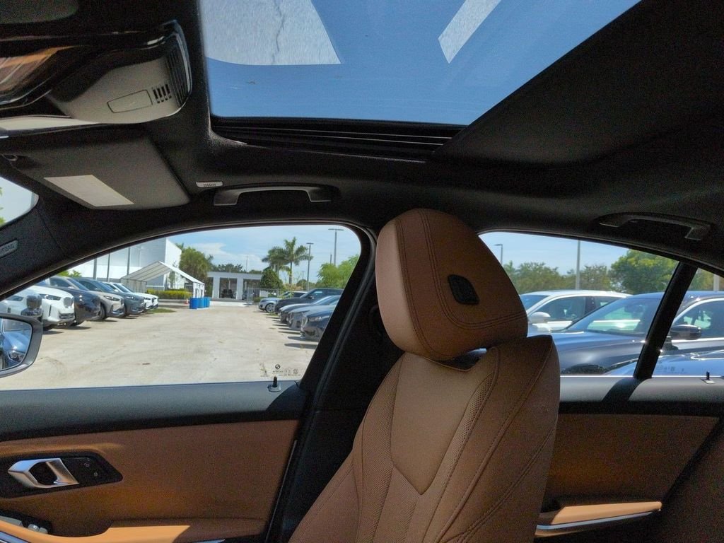 New 2026 Alpine White BMW 330i xDrive image 19