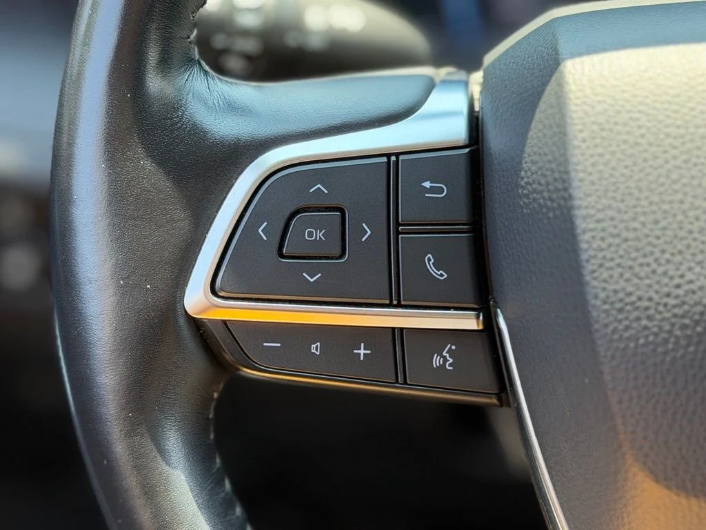 Used 2021 Gray Toyota Platinum image 11
