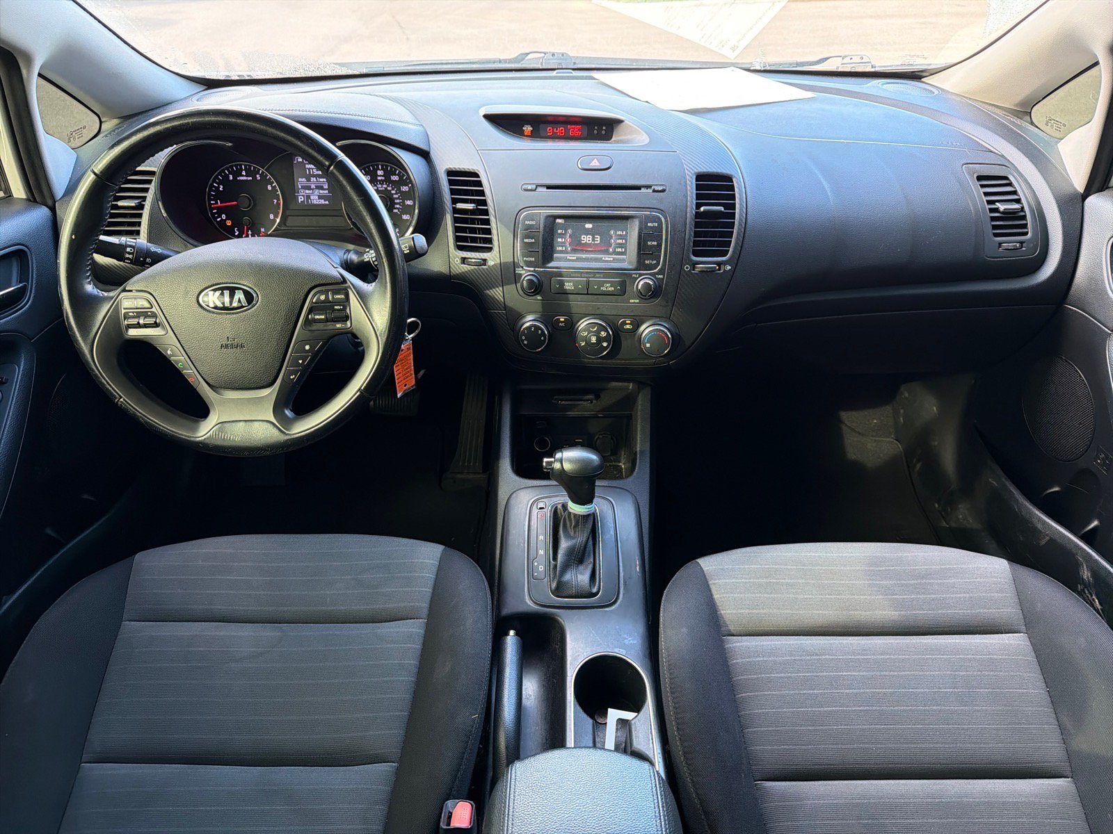 Used 2016 Snow White Pearl Kia EX image 9