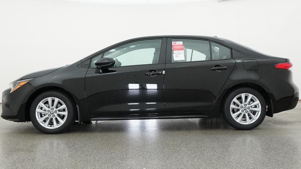 New 2026 Midnight Black Metallic Toyota LE image 11