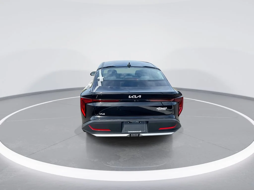Used 2025 Black Kia LXS image 7