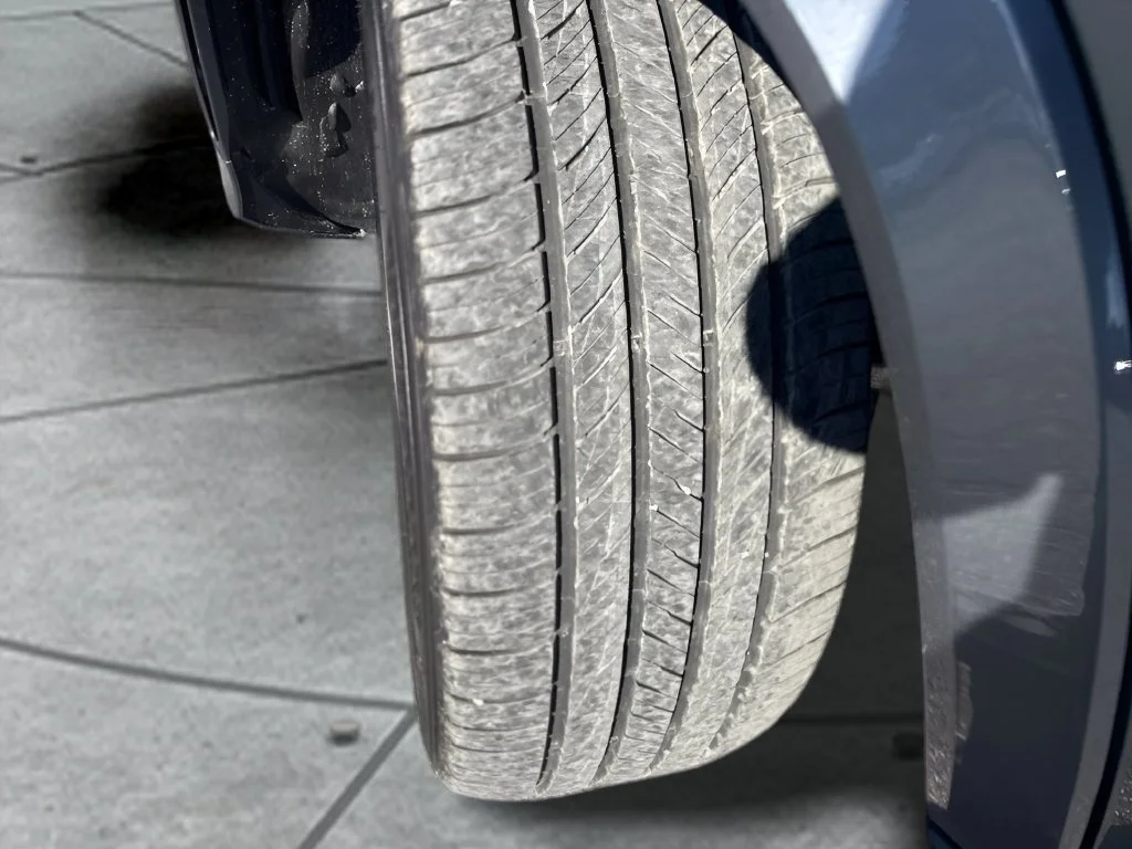 Used 2023 Silver Mercedes-Benz GLS 450 image 30