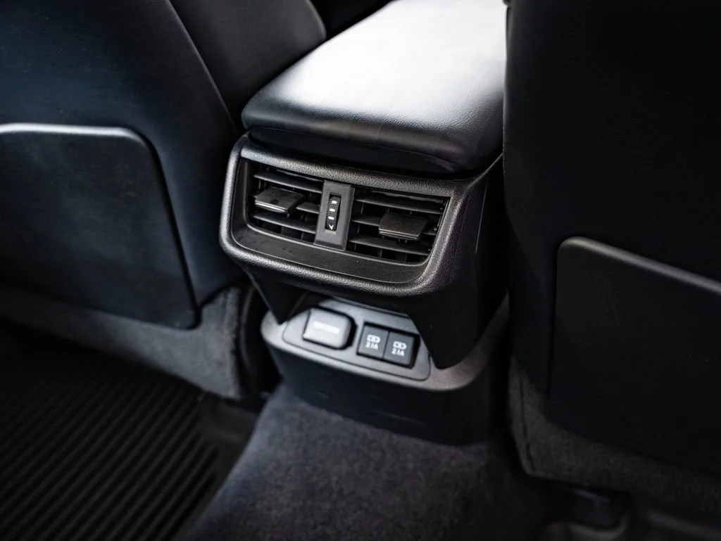 Certified Used 2020 OBSIDIAN Lexus 300h Ultra Luxury image 36