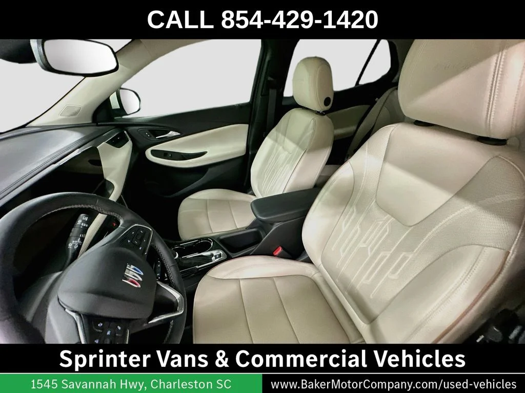 Used 2025 White Buick Avenir image 5