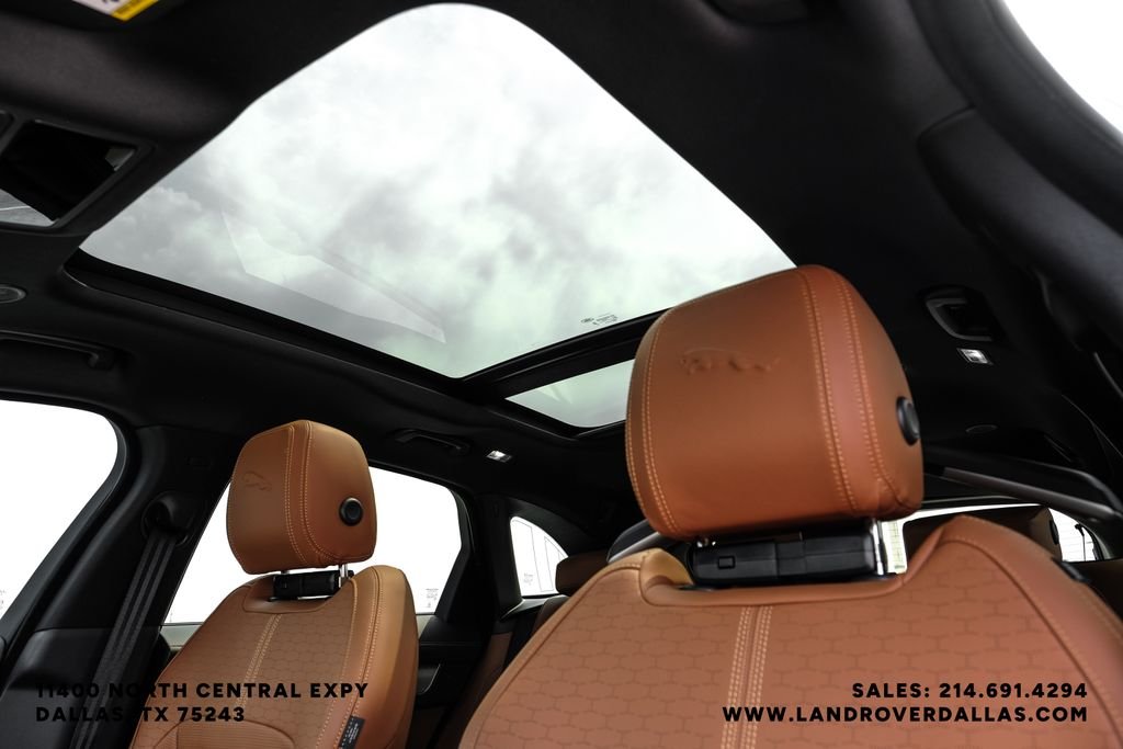 2026 Jaguar F-Pace R-Dynamic S - Photo 26