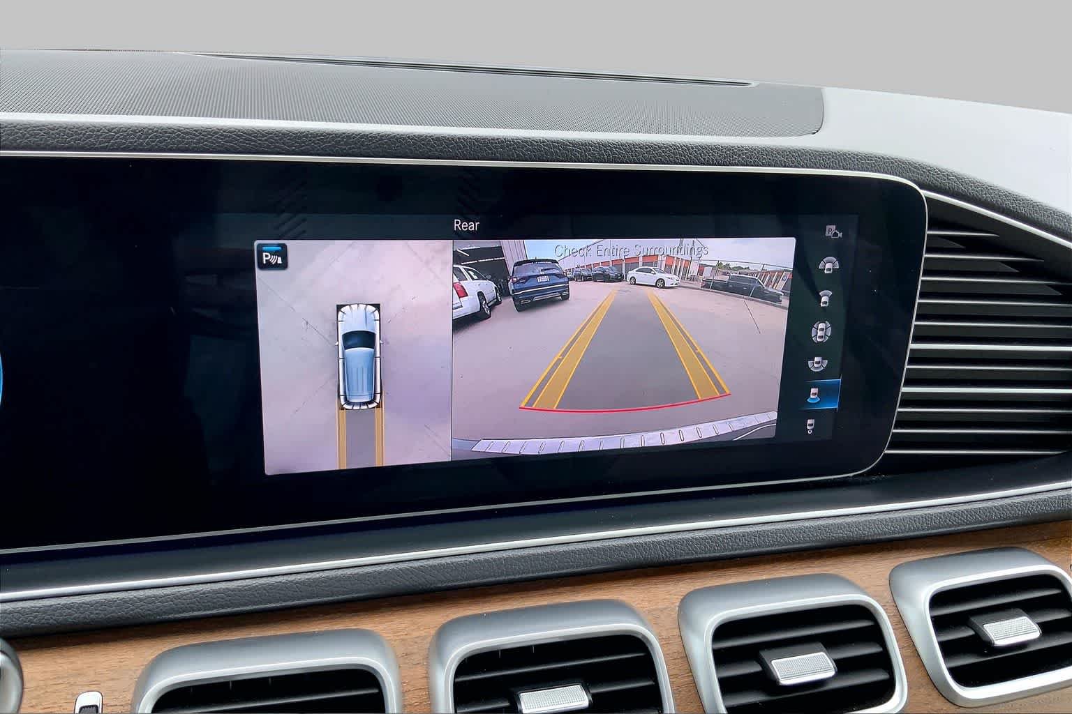 Used 2020 Selenite Grey Metallic Mercedes-Benz GLE 350 image 25
