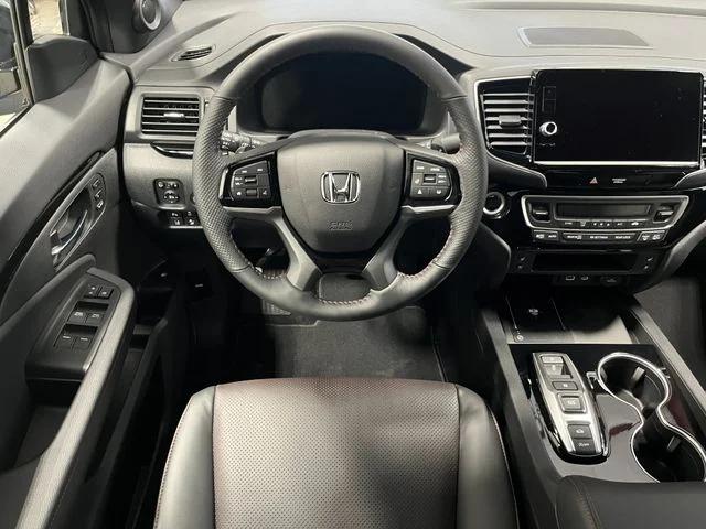 New 2026 Platinum White Pearl Honda Black Edition image 17