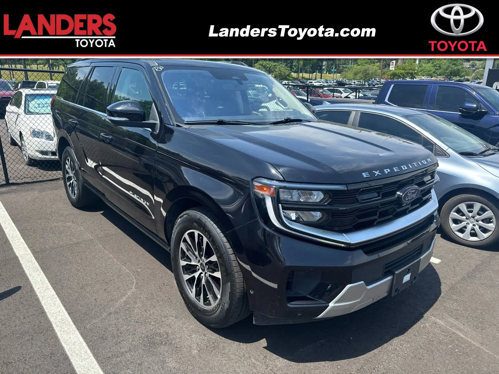 2025 Ford Expedition Platinum 4x4's photo