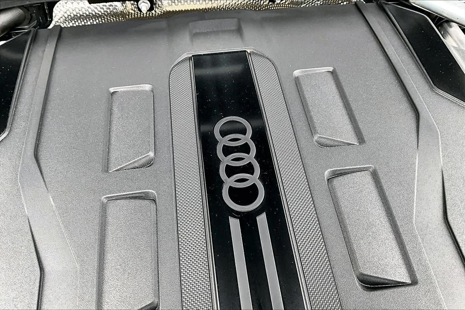New 2026 Daytona Gray pe Audi Premium Plus image 17