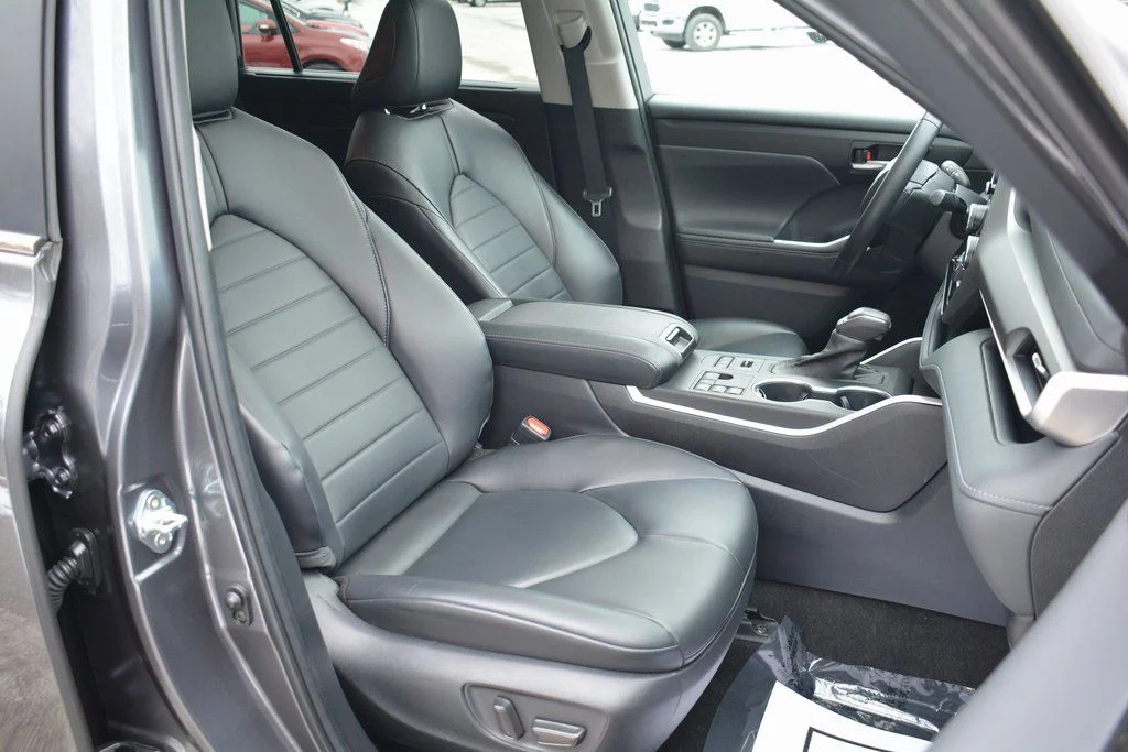 2023 Toyota Highlander XLE - Photo 21